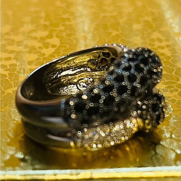 Rhodium plated black and clear pave set cubic zirconia Art deco style ring sz.7 - Picture 3 of 8